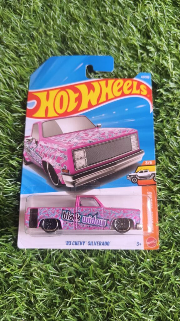 Hot Wheels 83 Chevy Silverado (Pink)