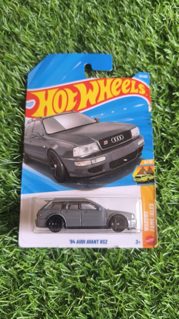 Hot Wheels 94 Audi Avant RS2 (Grey)