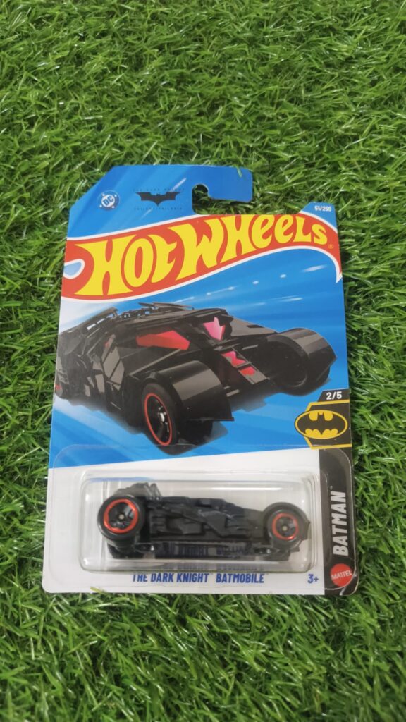 Hot Wheels The Dark Knight BatMobile (Black)